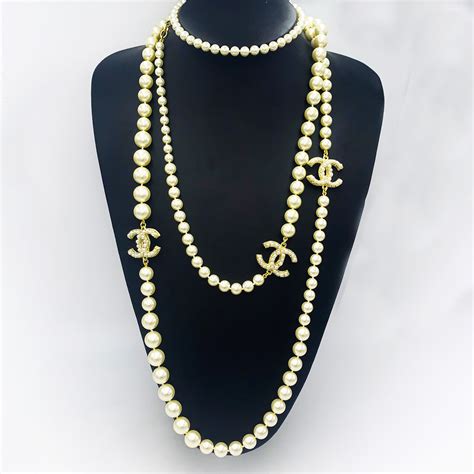 chanel necklace pearl price